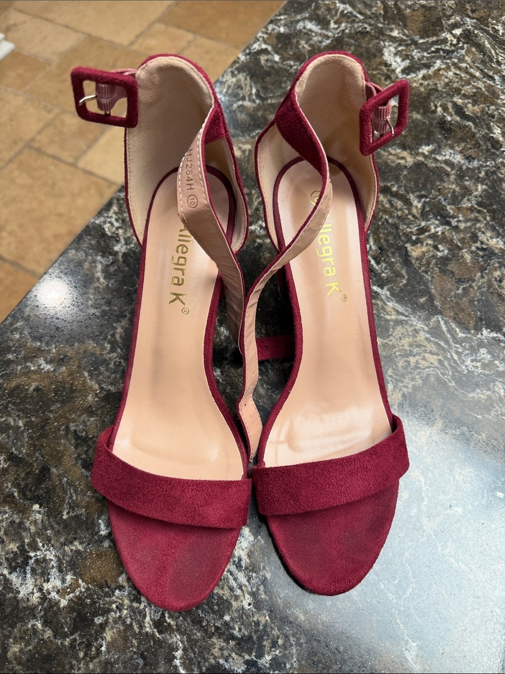 Maroon fabric square heels